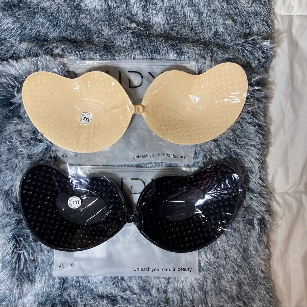 Women's Intimates Bra Set - Black and Beige - Picture 2 of 4